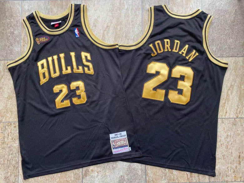 Regata Chicago Bulls Retrô Mitchell & Ness Authentic 1997/1998 Michael Jordan Preta