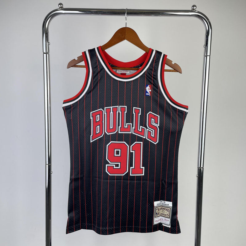 Regata Chicago Bulls Retrô Mitchell & Ness 1995/1996 Dennis Rodman Preta