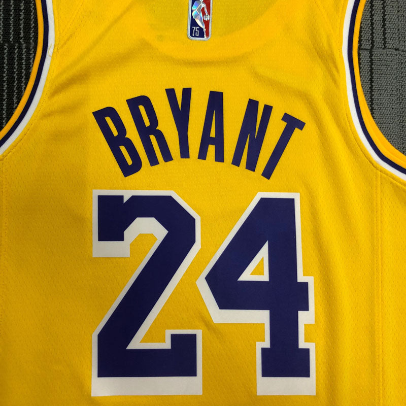 Regata NBA Los Angeles Lakers Edição 75 anos 21/22 Kobe Bryant 24 Amarela